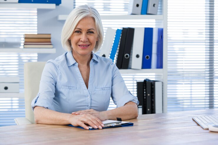 senior hr specialist