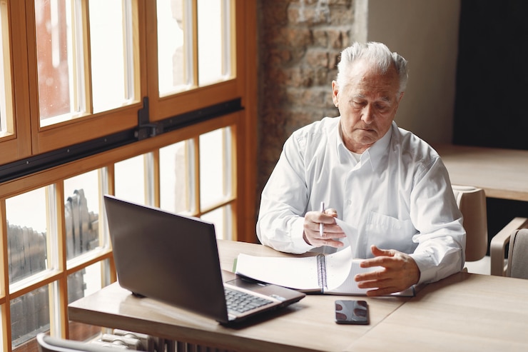 senior accountant