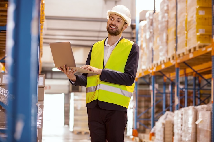 logistic specialist
